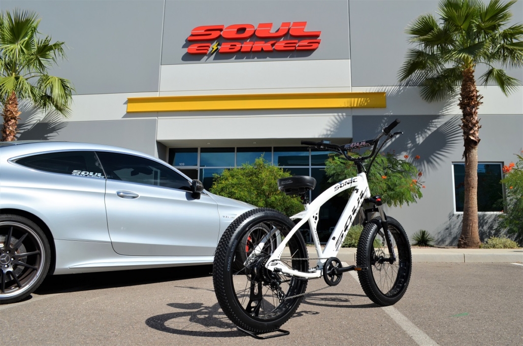 SABER SPORT WHITE BLACK – Soul E Bikes