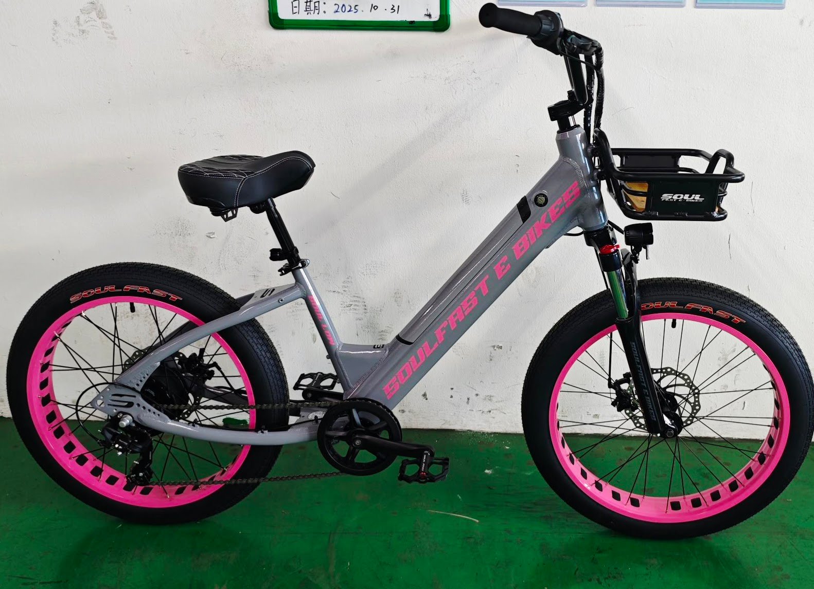 SOU LOW BLACK GREY PINK