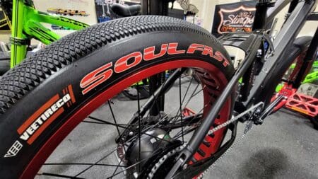 SOUL FAST VEE TIRE
